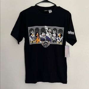 Black Disney Graphic T-Shirt NWT
